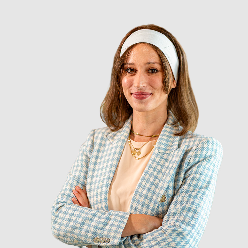 LEA FISCHOEDER